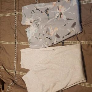 Size small leggings